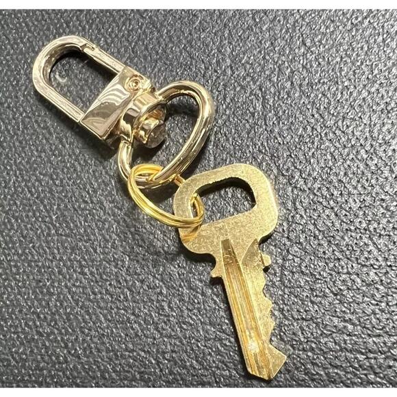 Louis Vuitton Key # 319 Brass 100% Genuine LV Series 300 “ONE KEY” - Picture 2 of 9